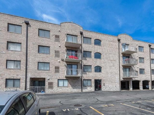 Condo for rent in Lyons, Illinois