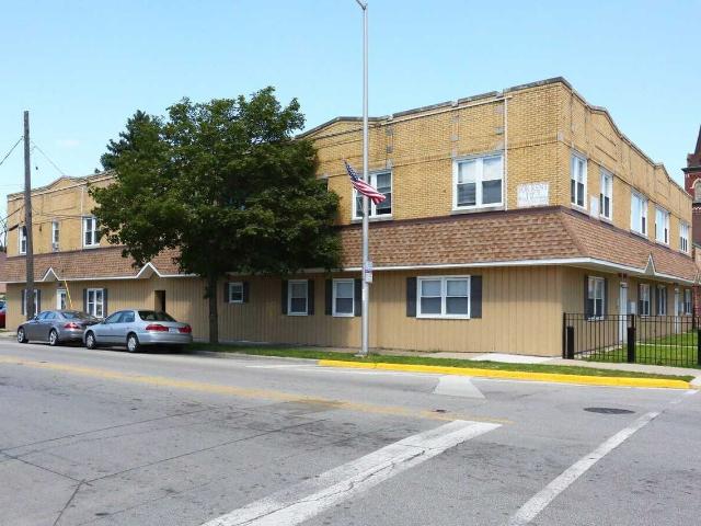 Condo for rent in Lyons, Illinois
