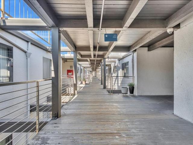 Condo for rent in Oakland, California