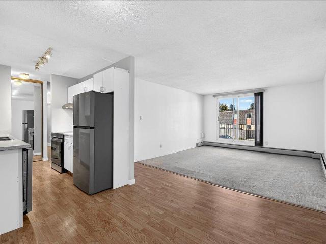 Condo for rent in Calgary, Northwest