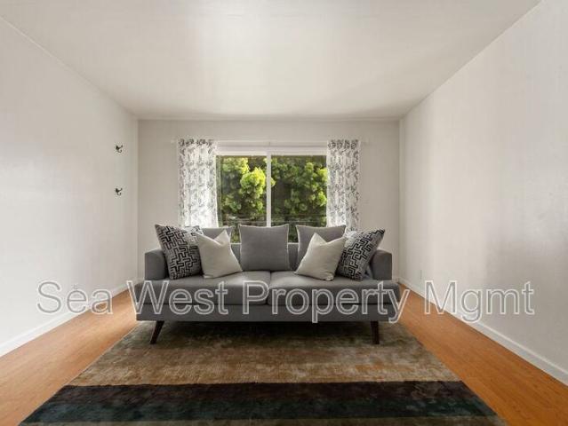 Condo for rent in Cardiff, California