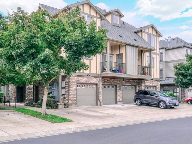 Condo for rent in Arbor Pass Condominiums, Hillsboro