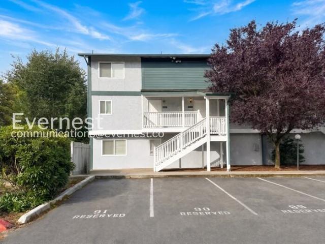 Condo for rent in Everett, Washington