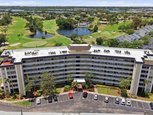 Condo for rent in Seminole, Florida