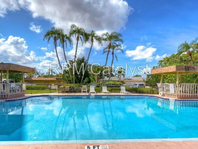 Condo for rent in Seminole, Florida