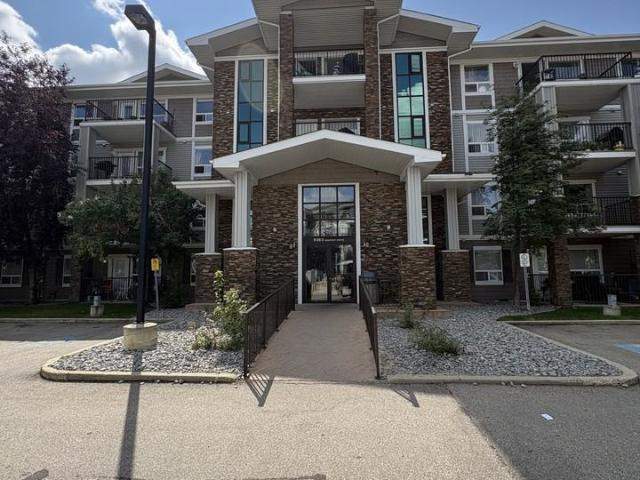 Condo for rent in Wedgewood, Alberta