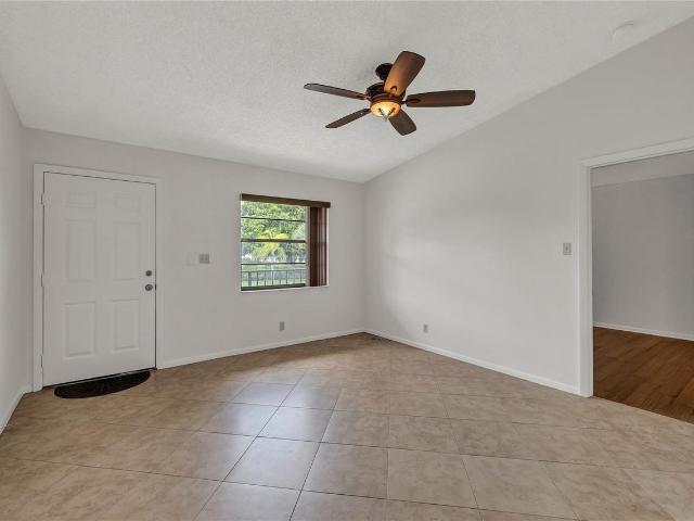 Condo for rent in Boca Raton
