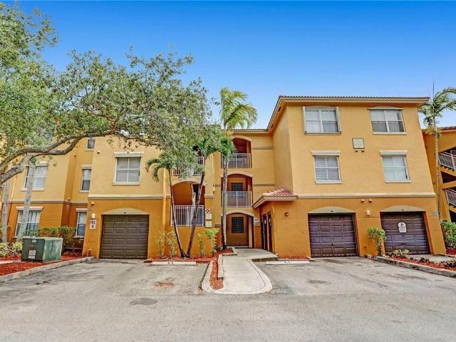 Condo for rent in Pembroke Pines, Florida