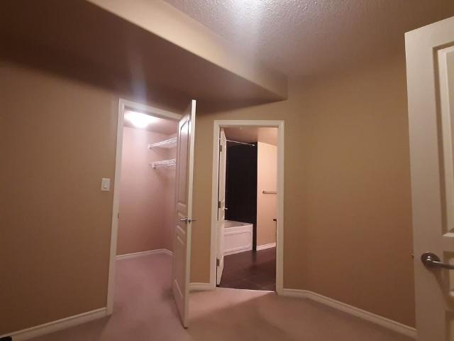 Condo for rent in Edmonton, Wedgewood