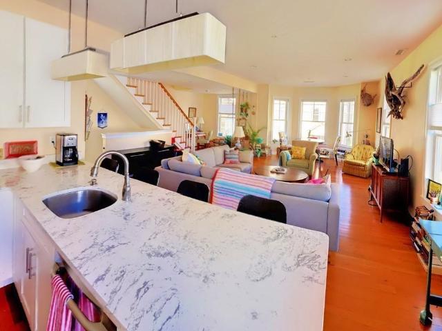 Condo for rent in Boston