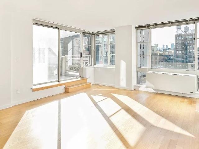 Condo for rent in Arverne, New York