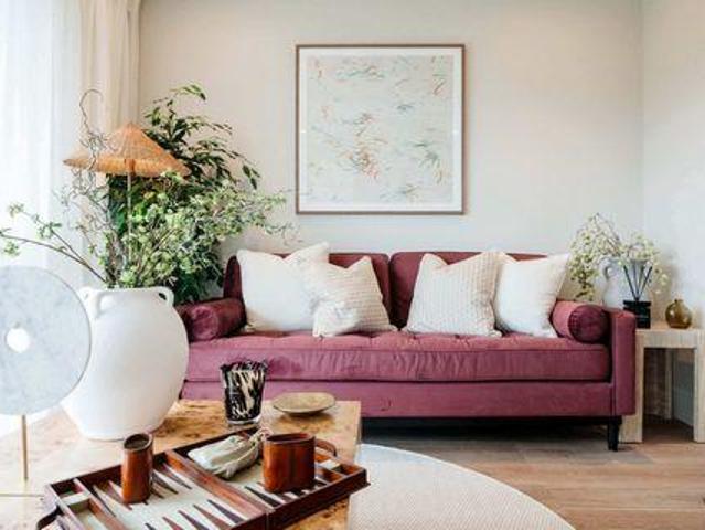 Apartment for sale in Bromley-by-Bow, Mile End