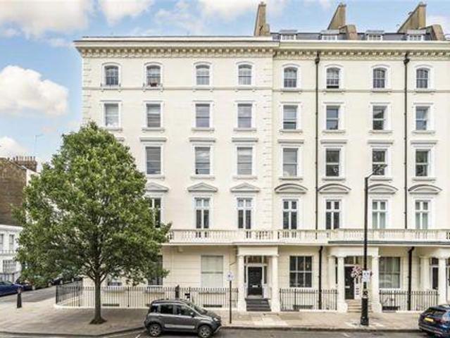 Apartment for sale in Knightsbridge, Greater London