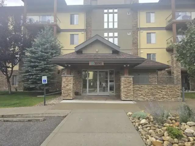 Condo for rent in Okotoks, Alberta