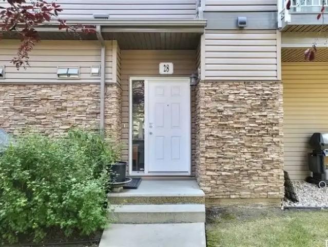 Condo for rent in Oakmont, St. Albert