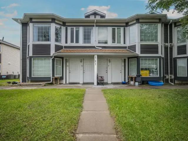 Condo for rent in Strathmore, Alberta