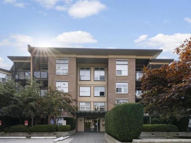 Condo for rent in Surrey, British Columbia