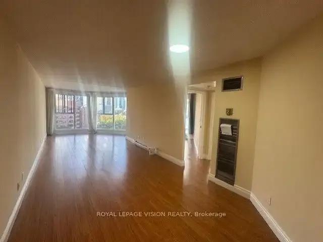 Condo for rent in Toronto Centre, Toronto