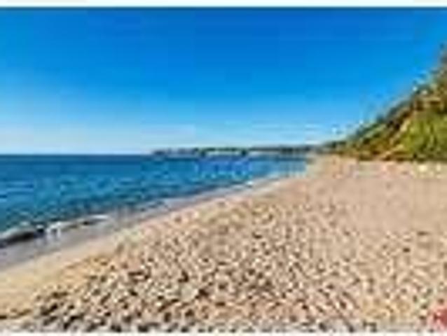 House for rent in Malibu