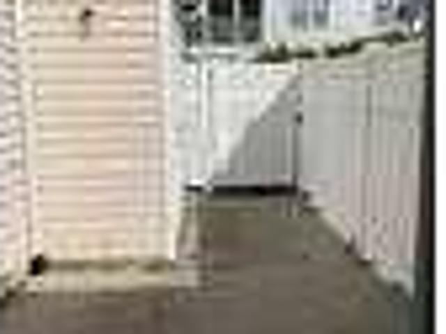 House for rent in Delaware