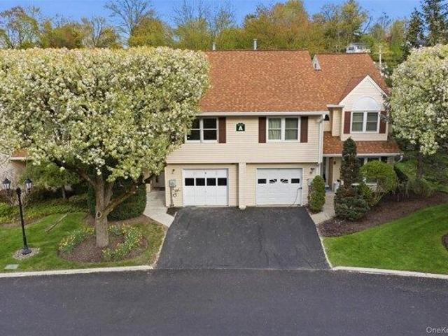 Condo for sale in Rockland, New York