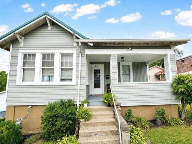 House for sale in Connellsville, Pennsylvania