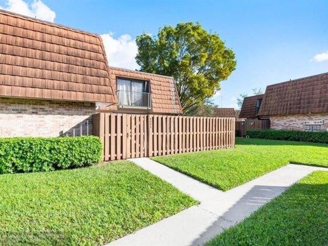 House for sale in Cooper City, Florida