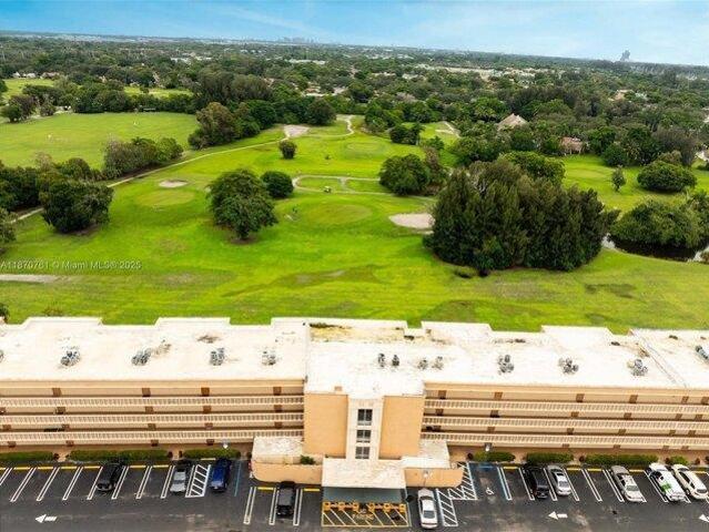 Condo for sale in Cooper City, Florida