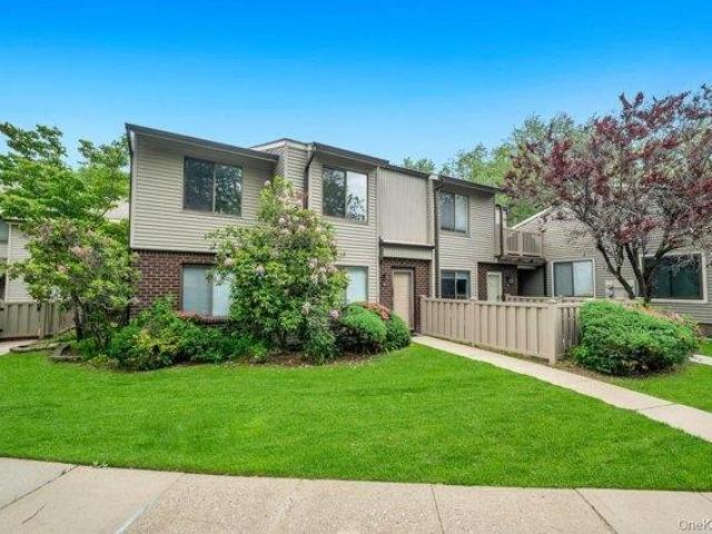 Condo for sale in Centereach, New York