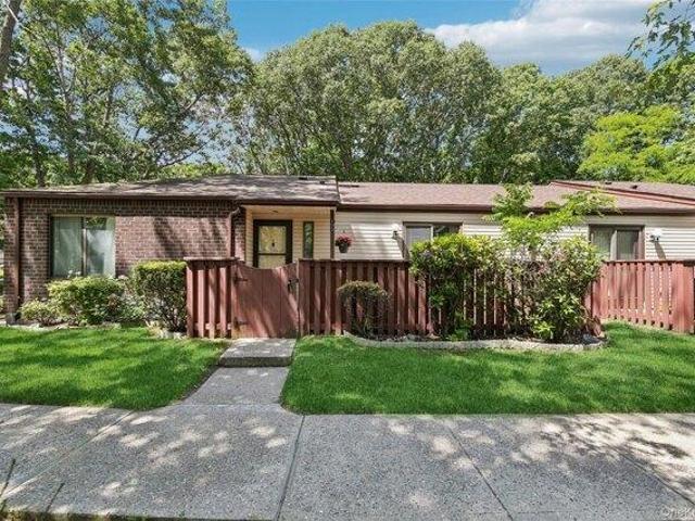 Condo for sale in Centereach, New York