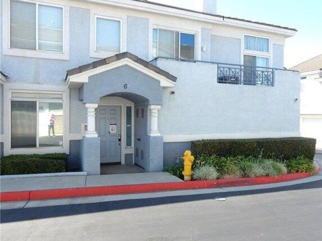 Condo for sale in Corona, California