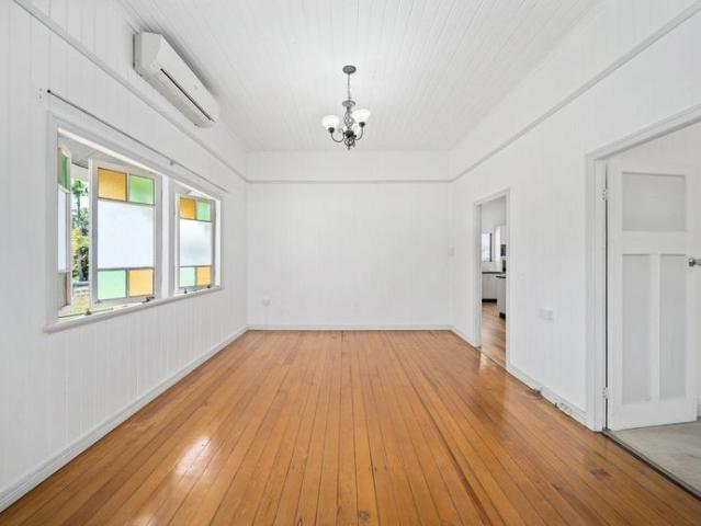 House for rent in Emerald