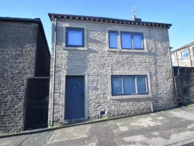 House for rent in Queensbury, West Yorkshire