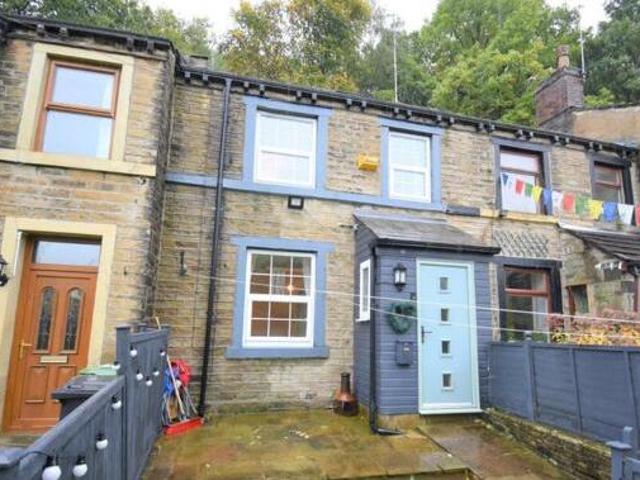 House for rent in Huddersfield, West Yorkshire
