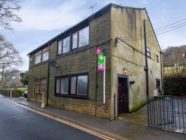 House for rent in Halifax, West Yorkshire