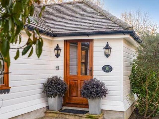 House for sale in Horsham, West Sussex