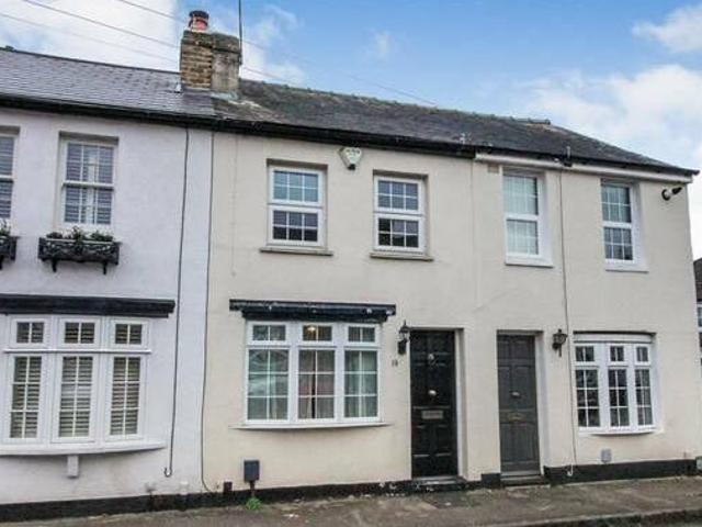 House for rent in Surrey