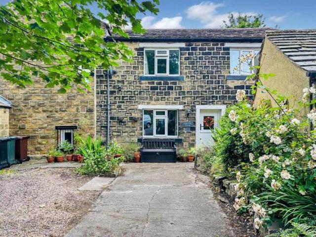 Cottage for rent in West Yorkshire