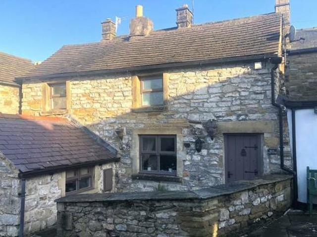 House for rent in Froggatt, East Midlands