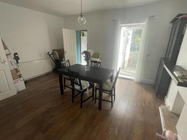 Cottage for rent in Kingswood, South Gloucestershire