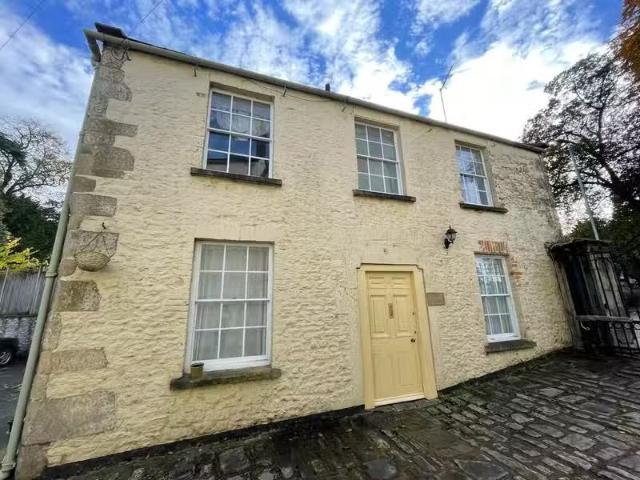 House for rent in Ickenham, Greater London