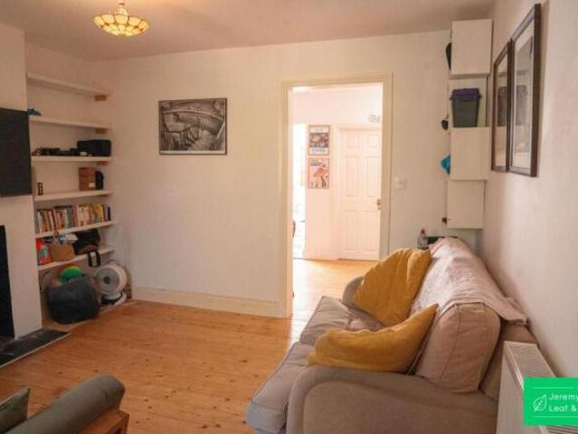 Cottage for rent in East Finchley, Greater London