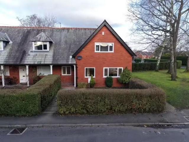 House for rent in Brockhall Village, Paradise