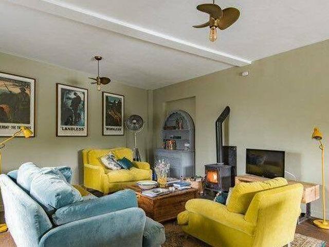 House for rent in Lyons, Greater London