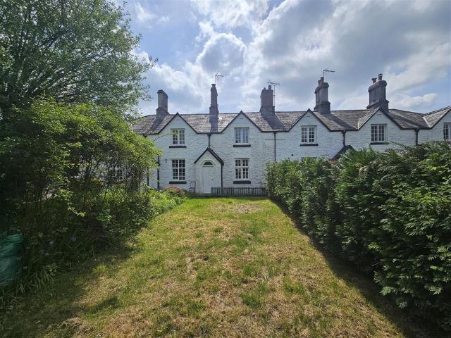 House for sale in Weir Quay, Devon