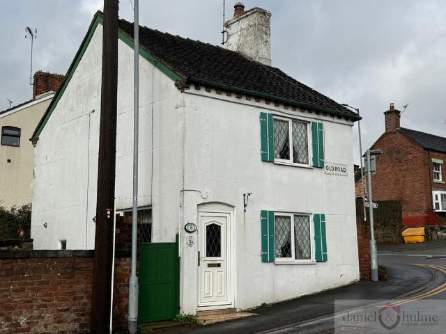 House for sale in Kingsley Moor, Staffordshire