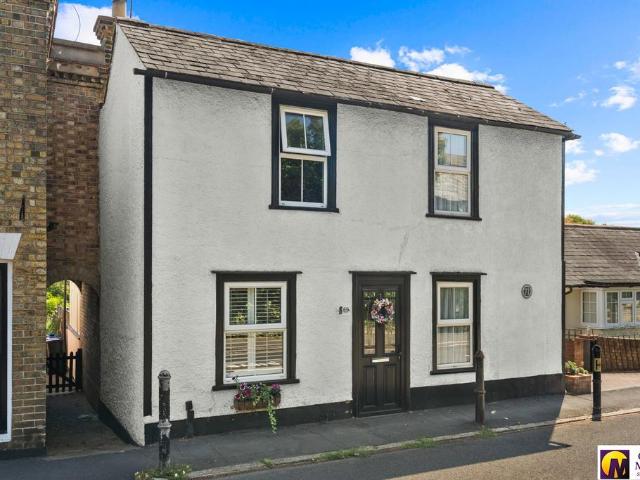 House for sale in Standon, Colliers End