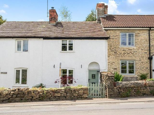House for sale in Longburton, East Dorset