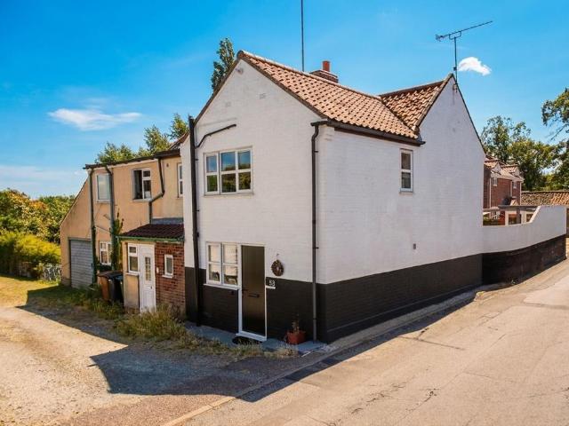 House for sale in Burgh St Peter, Norfolk
