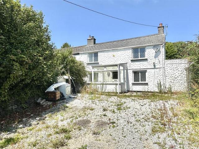 House for sale in St Stephen, Cornwall
